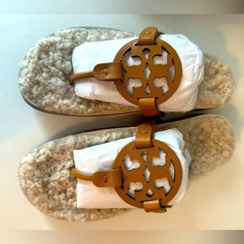 NEW!  TORY BURCH Miller Cloud Shearling Logo Slide Sandals